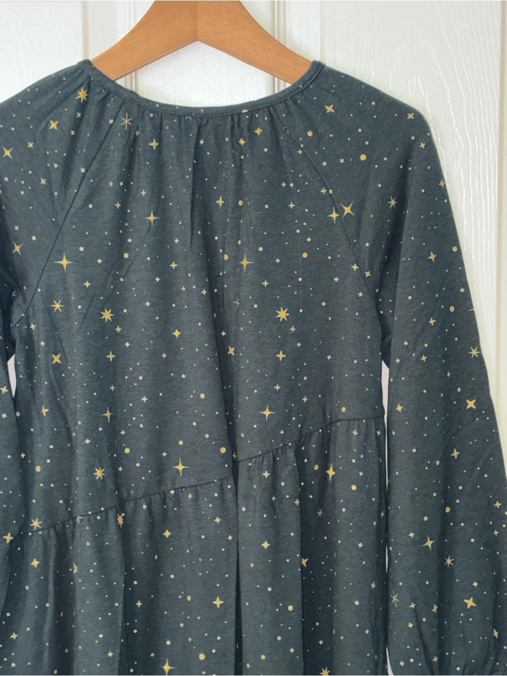 Hanna Andersson Green Tiered Holiday Sparkle Star Dress ✨🎄🆕 - Picture 8 of 10